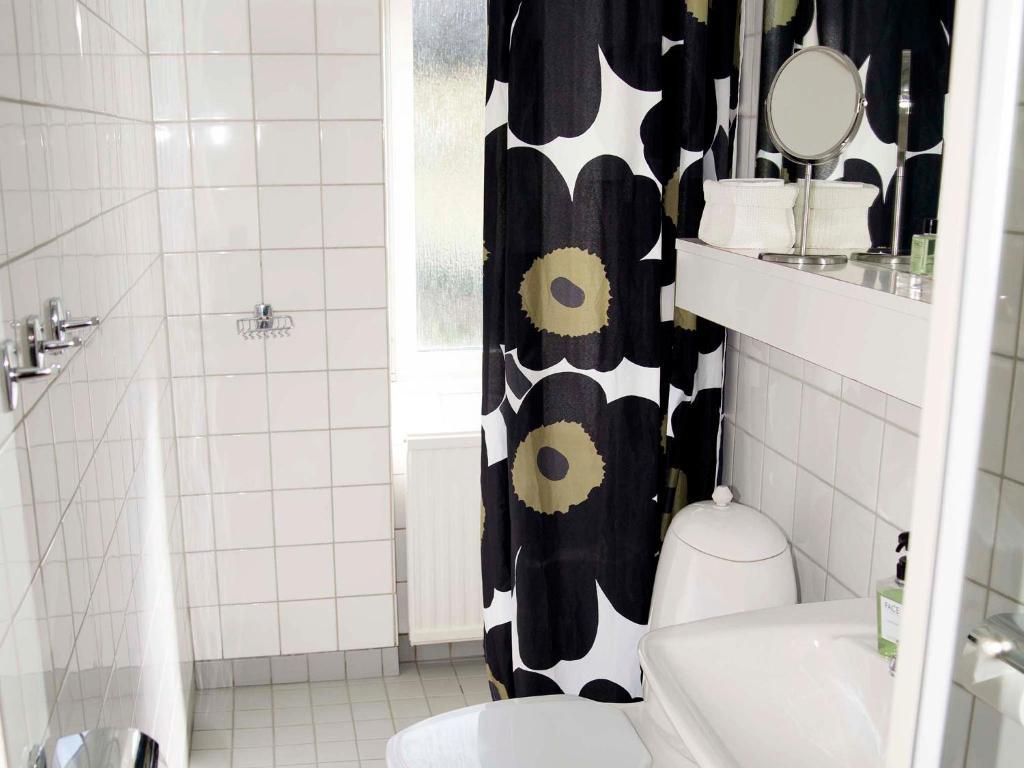 סיגטונה Stora Brannbo Konferens & Hotell חדר תמונה